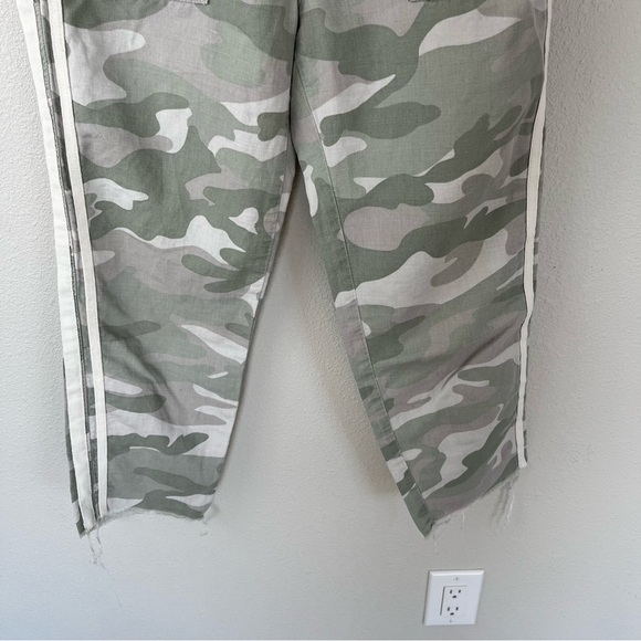 MOTHER The Shaker Chop Crop Fray Pant Desert Camo Print Casual Women’s 29 - Picture 4 of 12